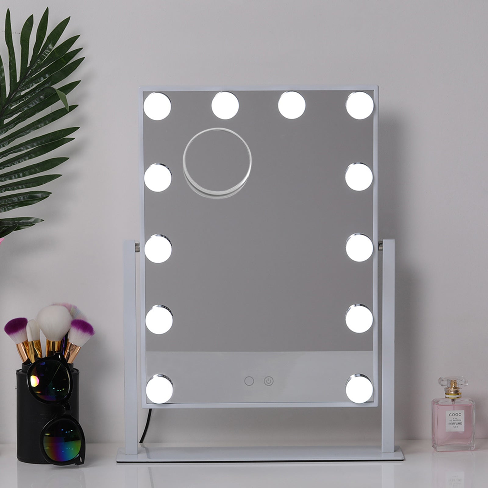 Hollywood Vanity Mirror with Adjustable LED Lights